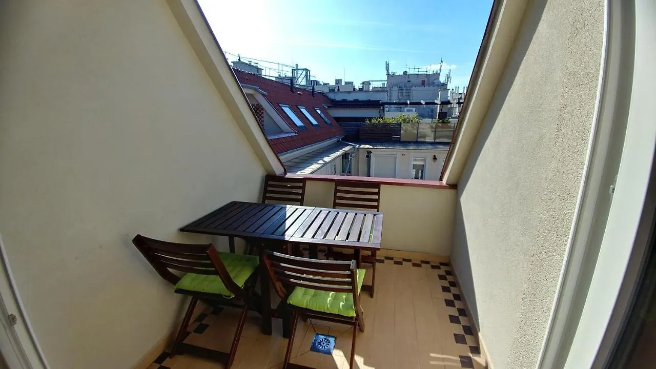 Szondi Duplex Apartment Budapest Hungary